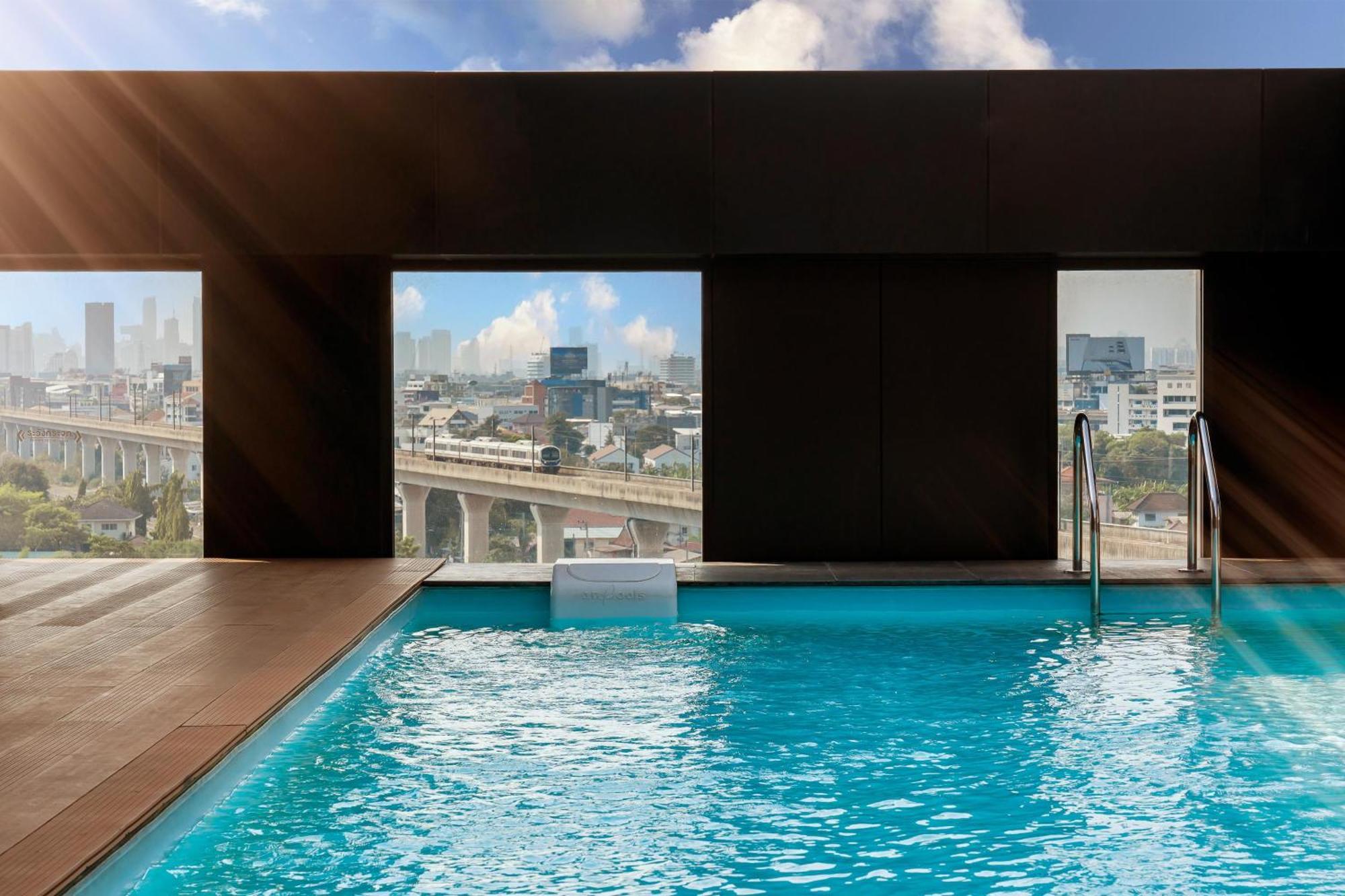 โรงแรมเซน กรุงเทพ โรงแรม 4*